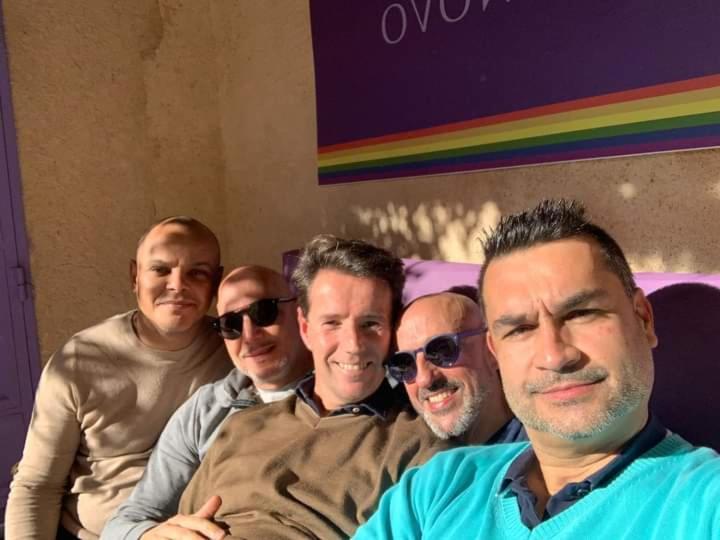 La Casona De Castilnovo - Gay Men Only Pensionat Valdesaz Exteriör bild