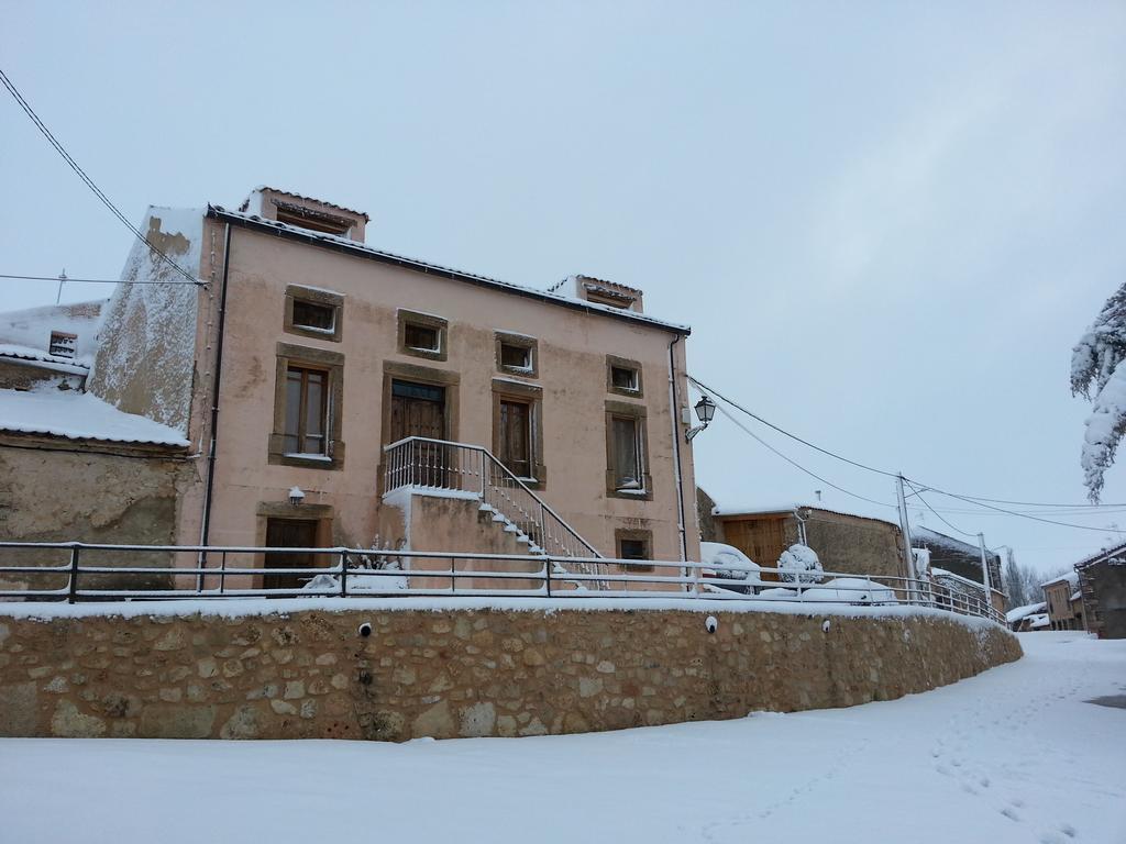 La Casona De Castilnovo - Gay Men Only Pensionat Valdesaz Exteriör bild